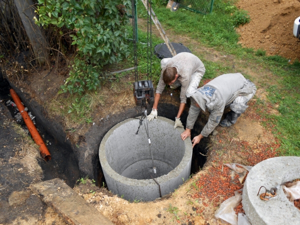 Зарабатываем на обеспечении частных домов водой